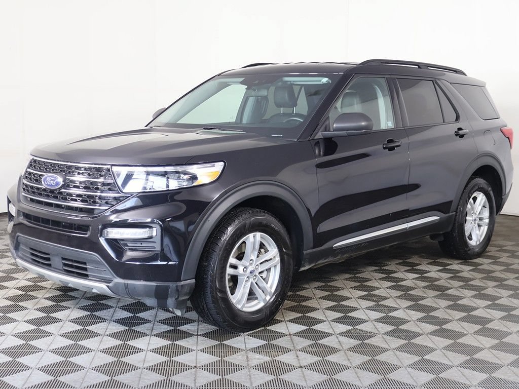 Used 2021 Ford Explorer XLT w/ Equipment Group 202A AWD/4WD image 7