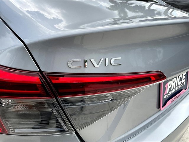 Used 2022 Honda Civic Sport image 29