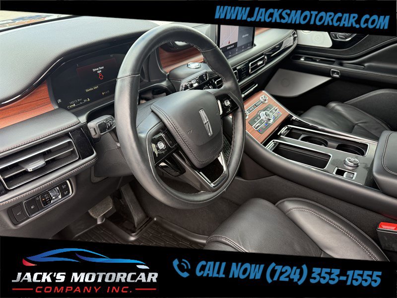 Used 2024 Lincoln Aviator Reserve w/ Equipment Group 201A image 24