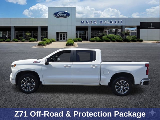 Used 2024 Chevrolet Silverado 1500 RST AWD/4WD image 2