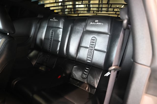 Used 2005 Ford Mustang GT Premium RWD image 13