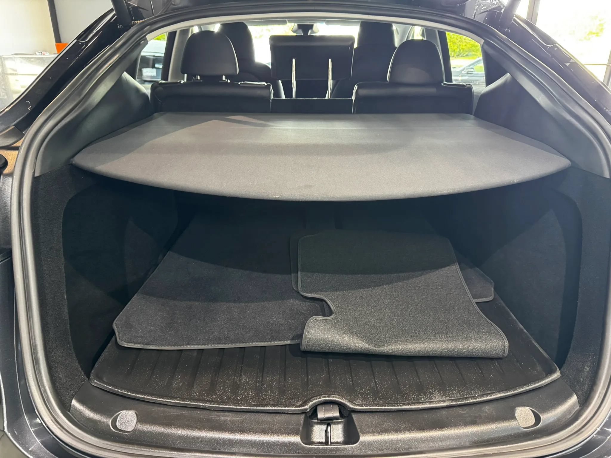 Used 2024 Tesla Model Y Performance AWD/4WD image 38