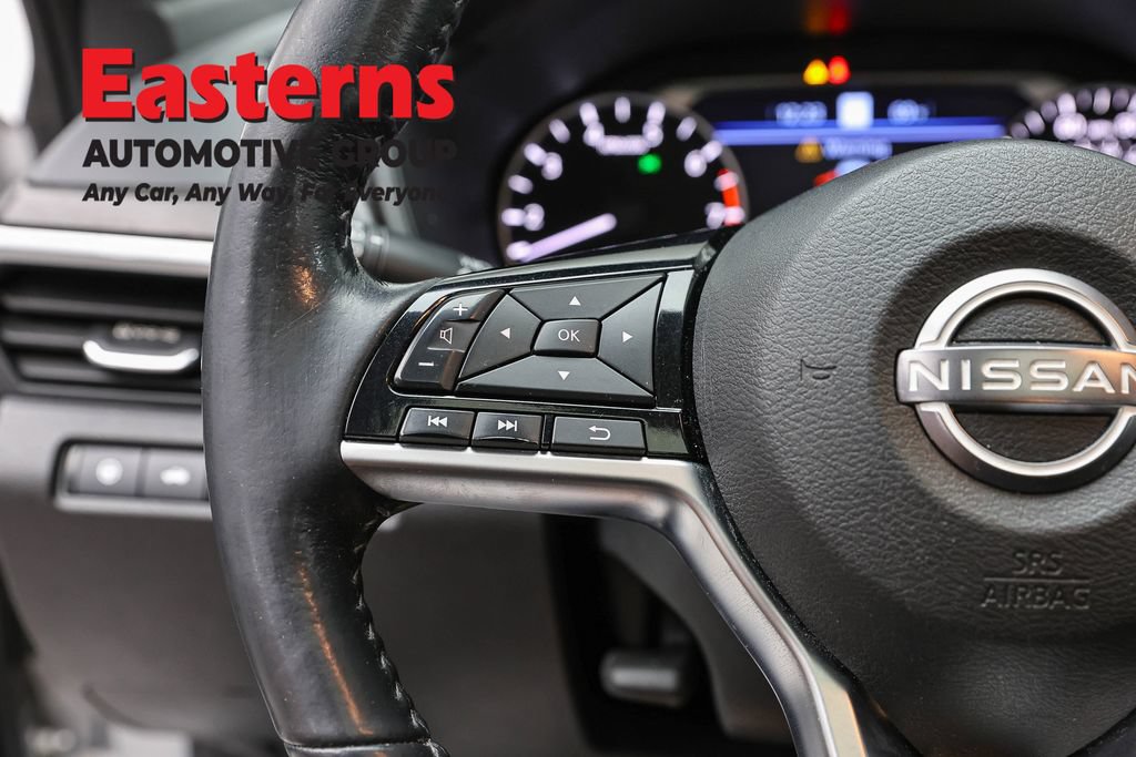 Used 2023 Nissan Altima 2.5 SL FWD image 15