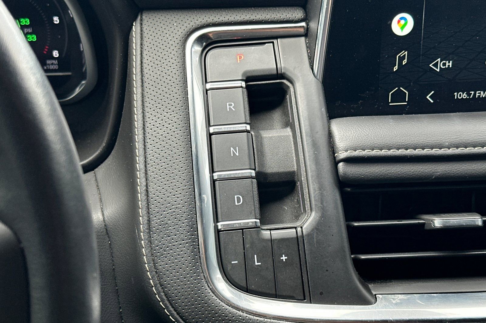 Used 2022 GMC Yukon SLT w/ SLT Luxury Package image 22