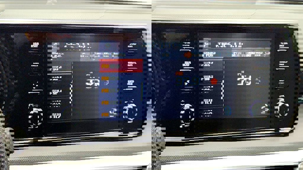 Used 2021 Kia K5 LXS image 17