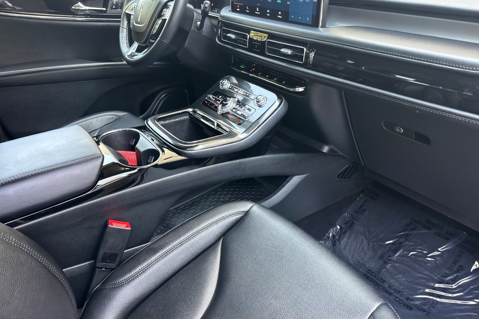 Certified 2023 Lincoln Nautilus AWD image 16