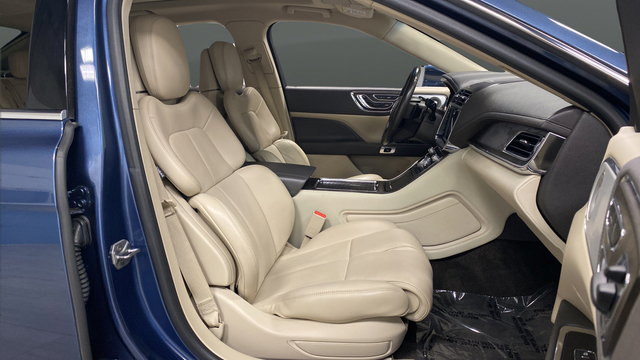 Used 2018 Lincoln Continental Reserve AWD/4WD image 25