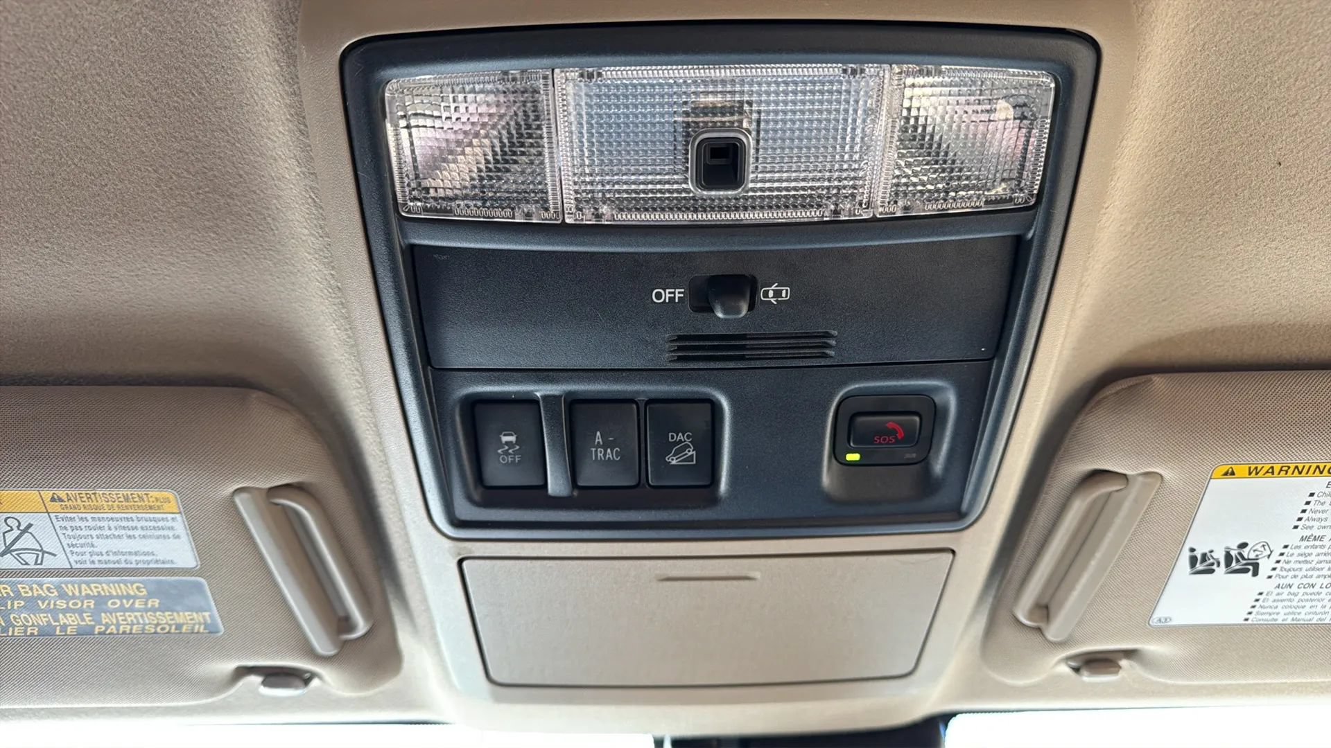 Used 2022 Toyota 4Runner SR5 AWD/4WD image 21