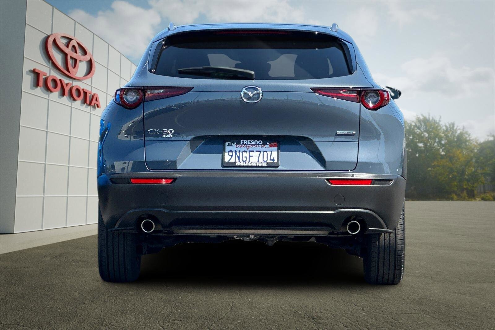 Used 2024 MAZDA CX-30 AWD 2.5 S w/ Preferred Package image 4
