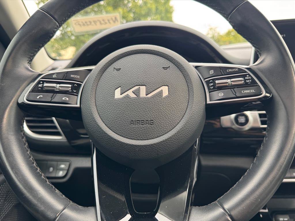 Certified 2022 Kia Seltos EX AWD/4WD image 17