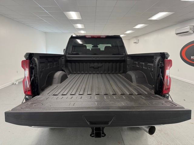 Used 2025 Chevrolet Silverado 2500 LT w/ Safety Package image 8