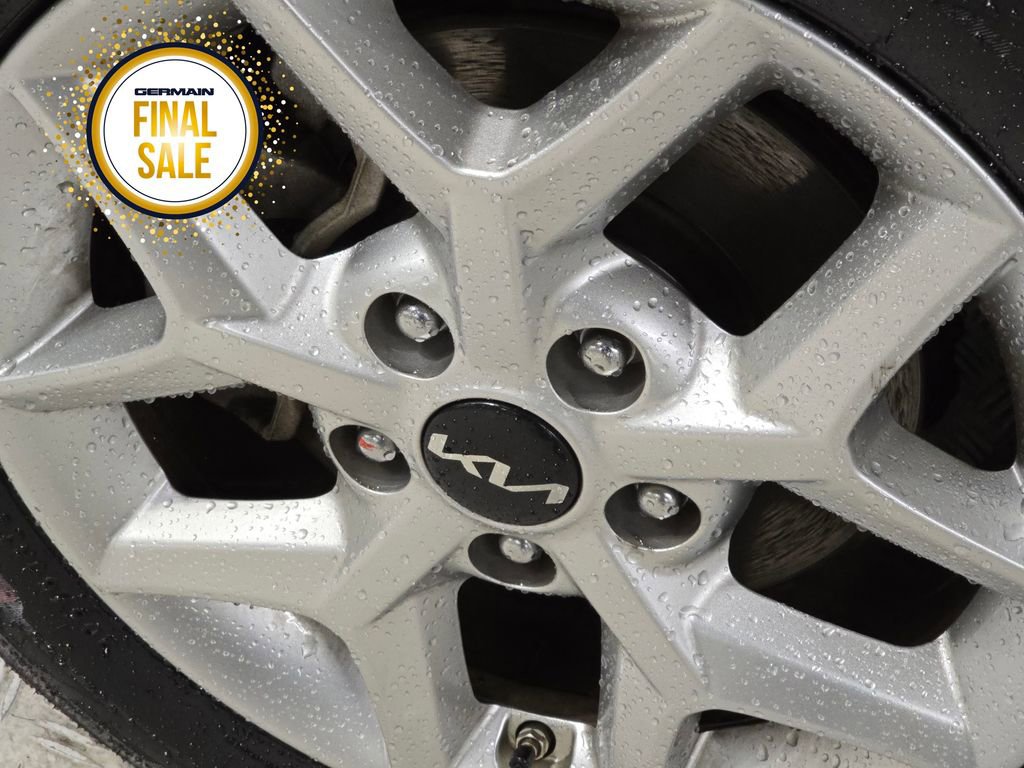 Certified 2024 Kia Soul LX w/ Option Group 015 image 10