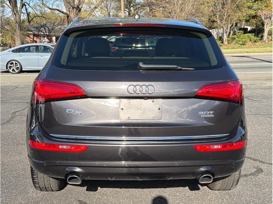 Used 2016 Audi Q5 2.0T Premium Plus w/ Technology Package image 5