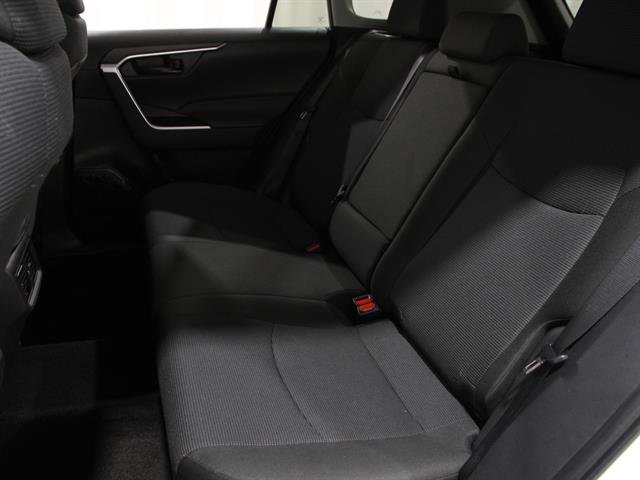 Used 2024 Toyota RAV4 LE image 19