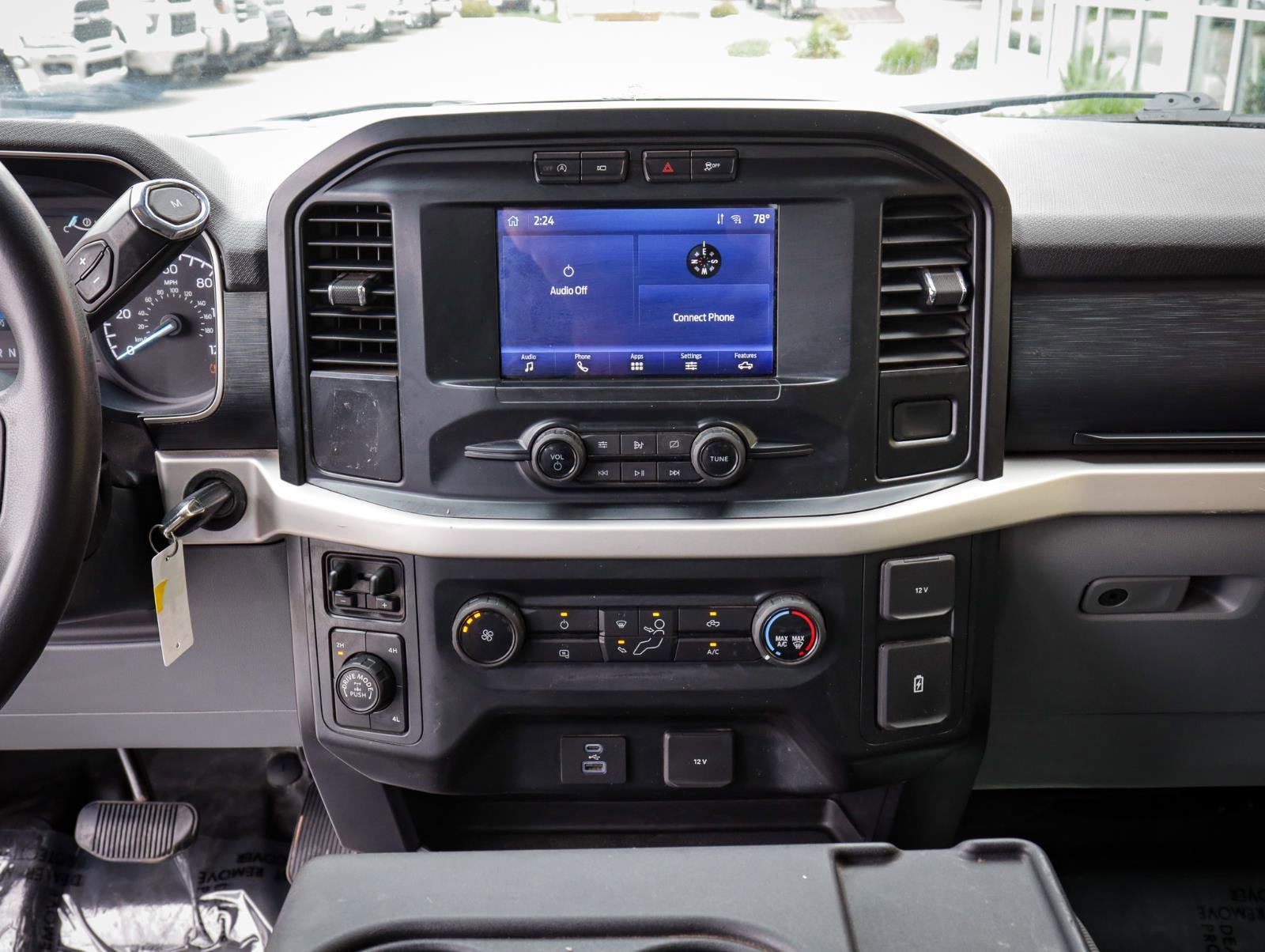 Used 2021 Ford F150 XL w/ Trailer Tow Package image 18