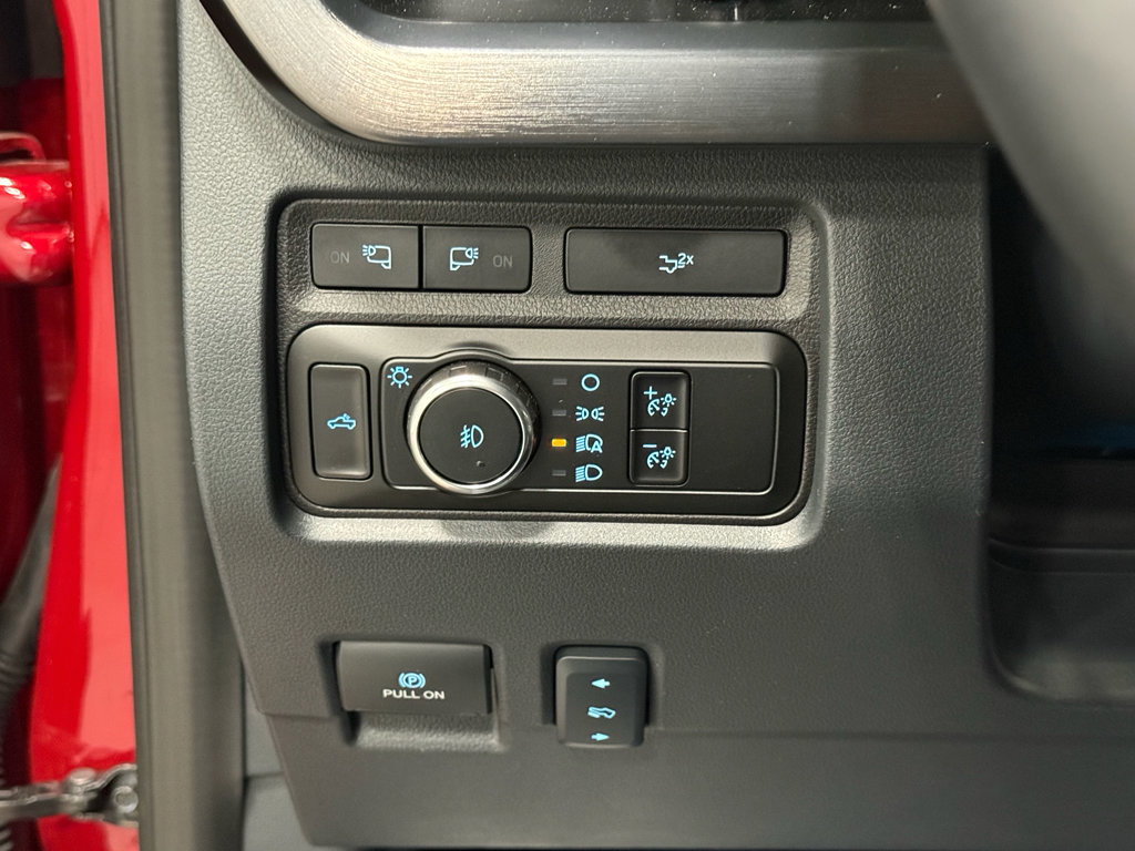 Certified 2024 Ford F250 Lariat w/ Lariat Ultimate Package image 12