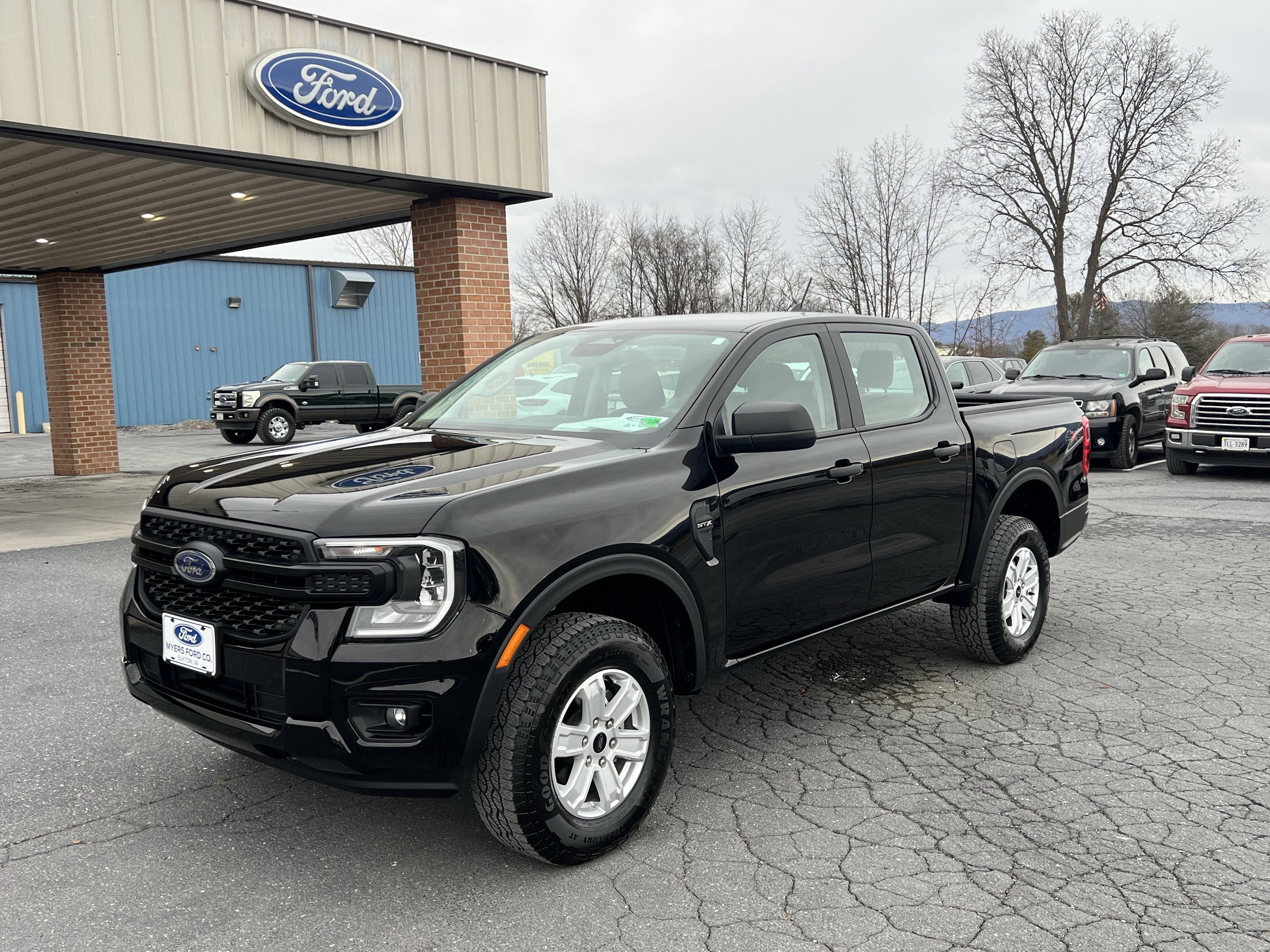 Used 2024 Ford Ranger XL w/ Trailer Tow Package AWD/4WD image 2