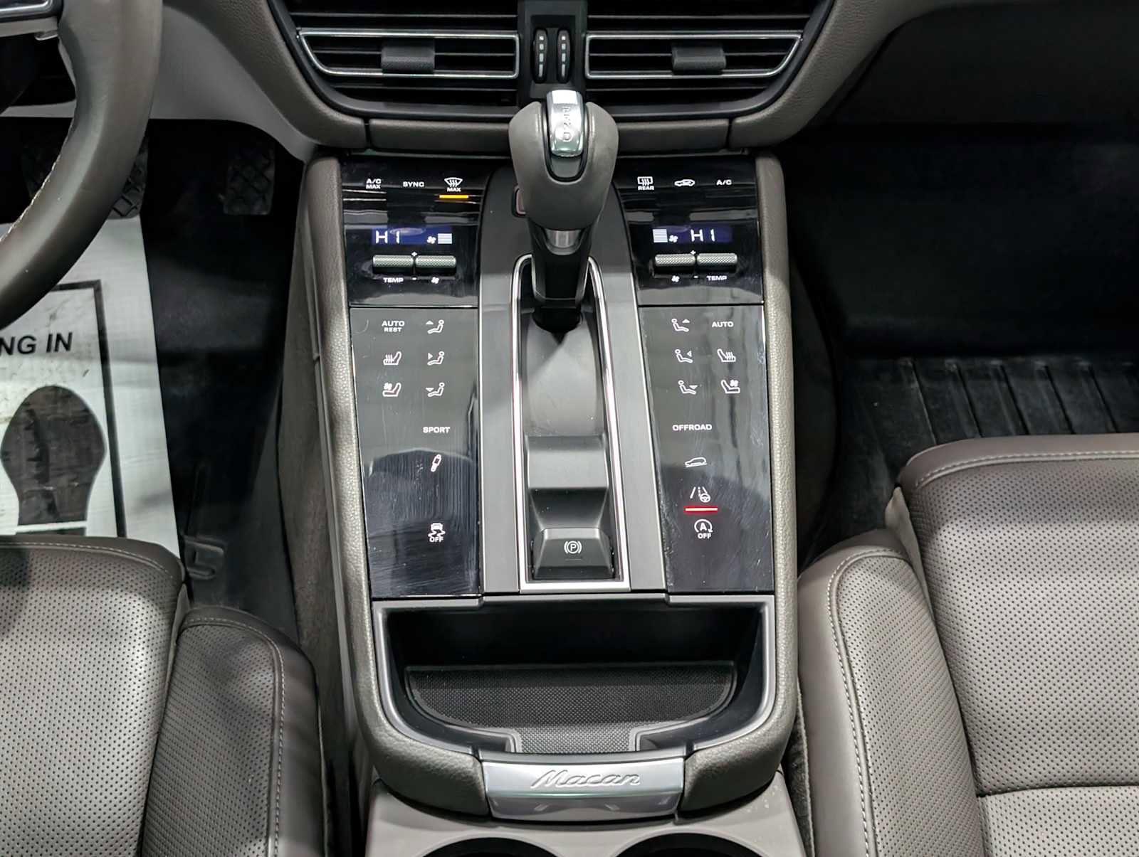 Used 2023 Porsche Macan S image 20