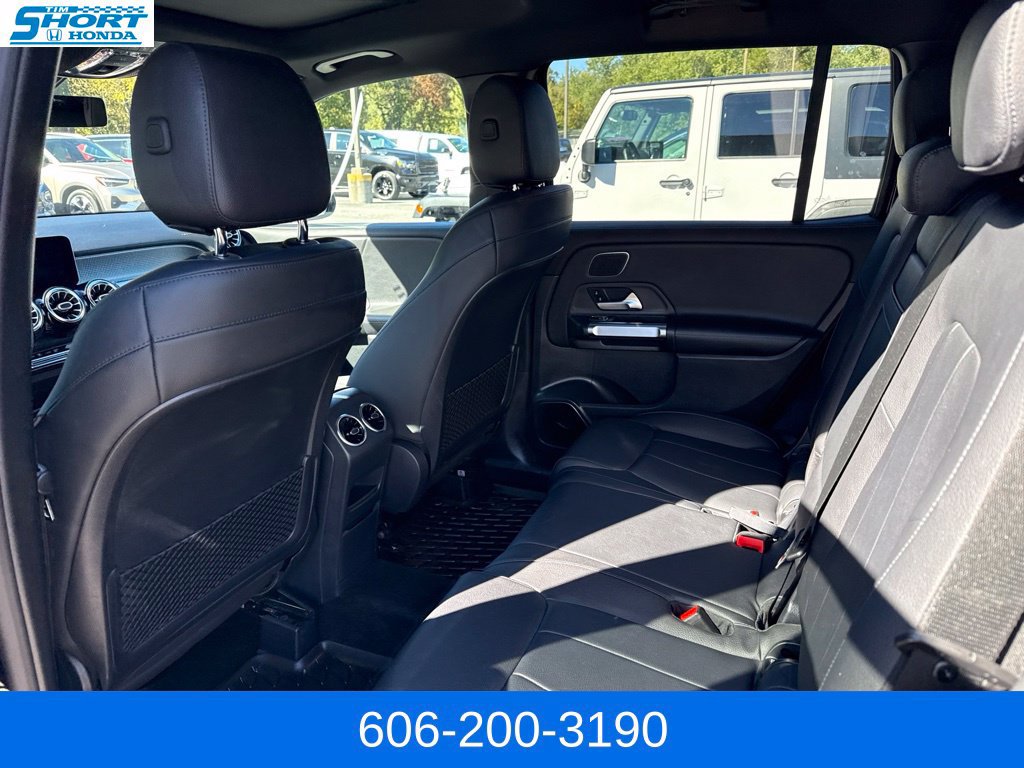 Used 2021 Mercedes-Benz GLB 250 4MATIC image 12