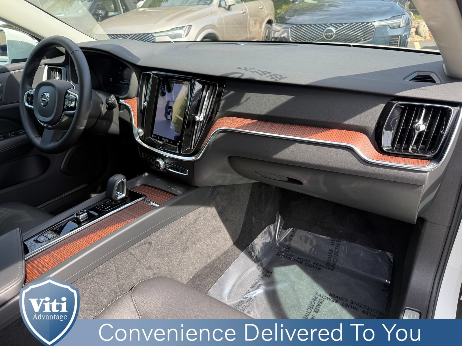 Used 2025 Volvo V60 B5 Cross Country Plus AWD/4WD image 30