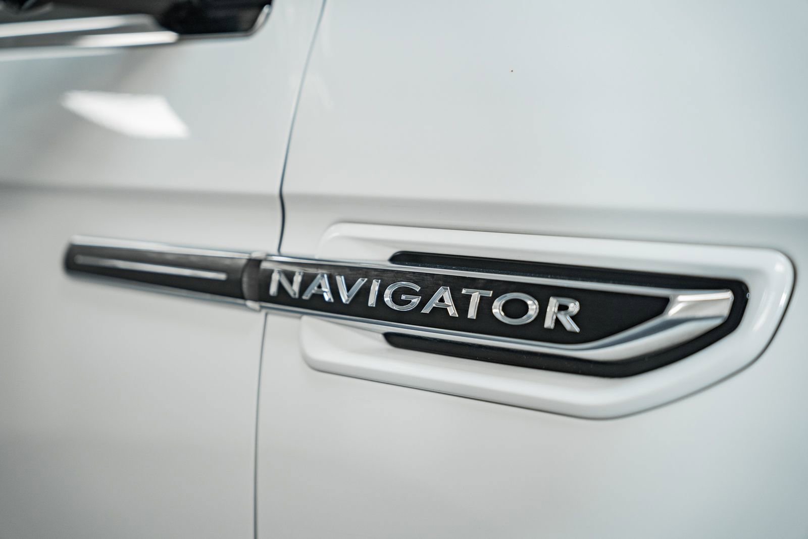 Used 2021 Lincoln Navigator L Black Label w/ Special Edition Package image 13