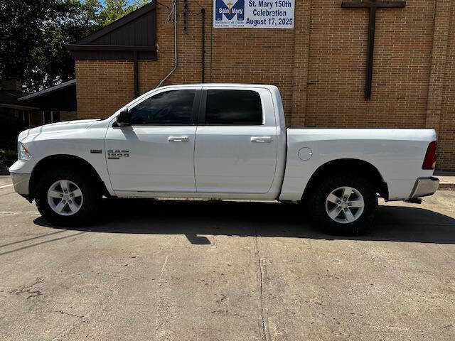 Used 2019 RAM 1500 Classic SLT image 16