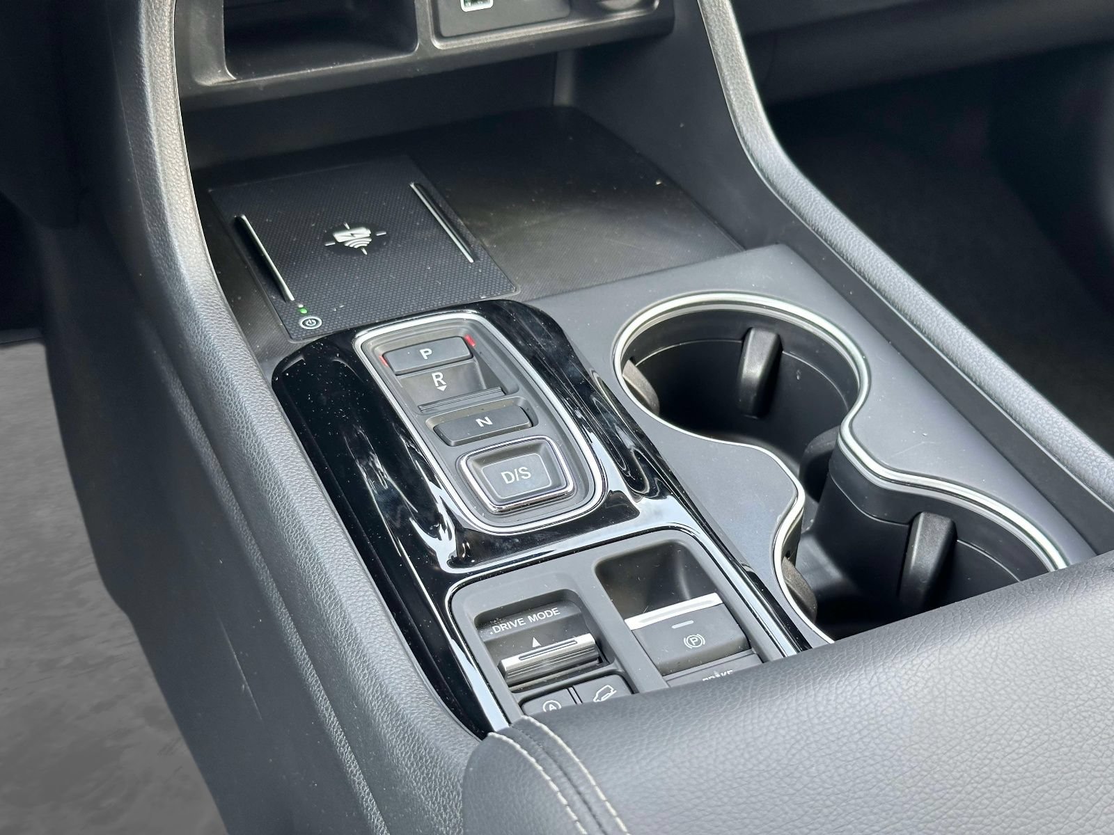 Used 2025 Honda Pilot Elite image 21