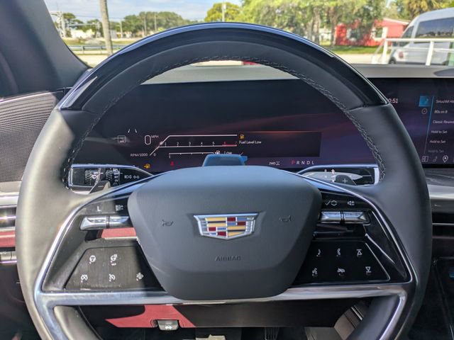 New 2026 Cadillac Escalade Luxury w/ LPO, Radiant Package AWD/4WD image 34