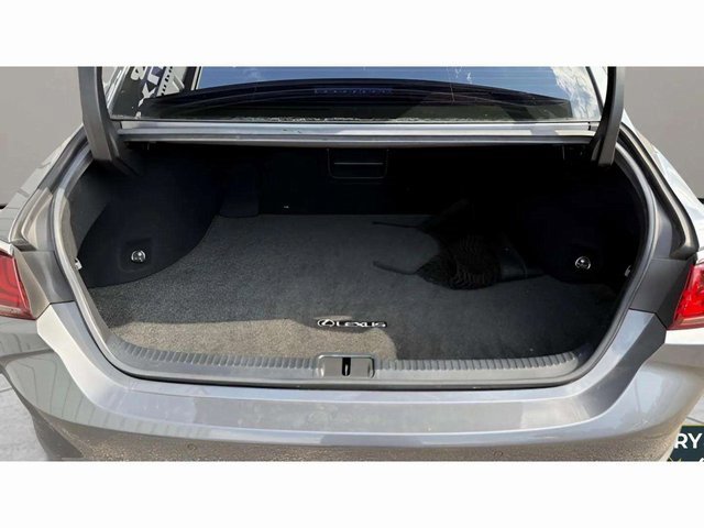 Used 2019 Lexus ES 300h image 23