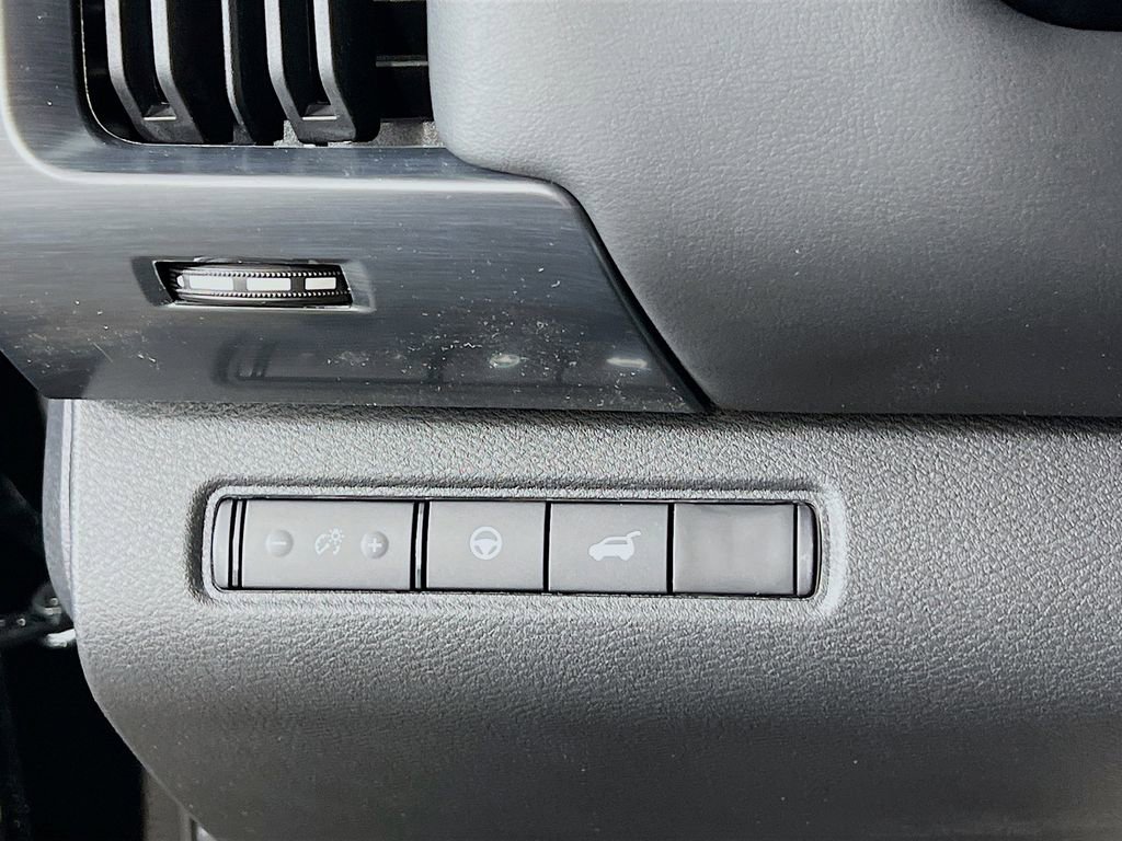 New 2026 Nissan Pathfinder Rock Creek image 9