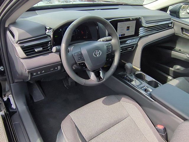 Used 2026 Toyota Camry LE w/ Convenience Package image 9
