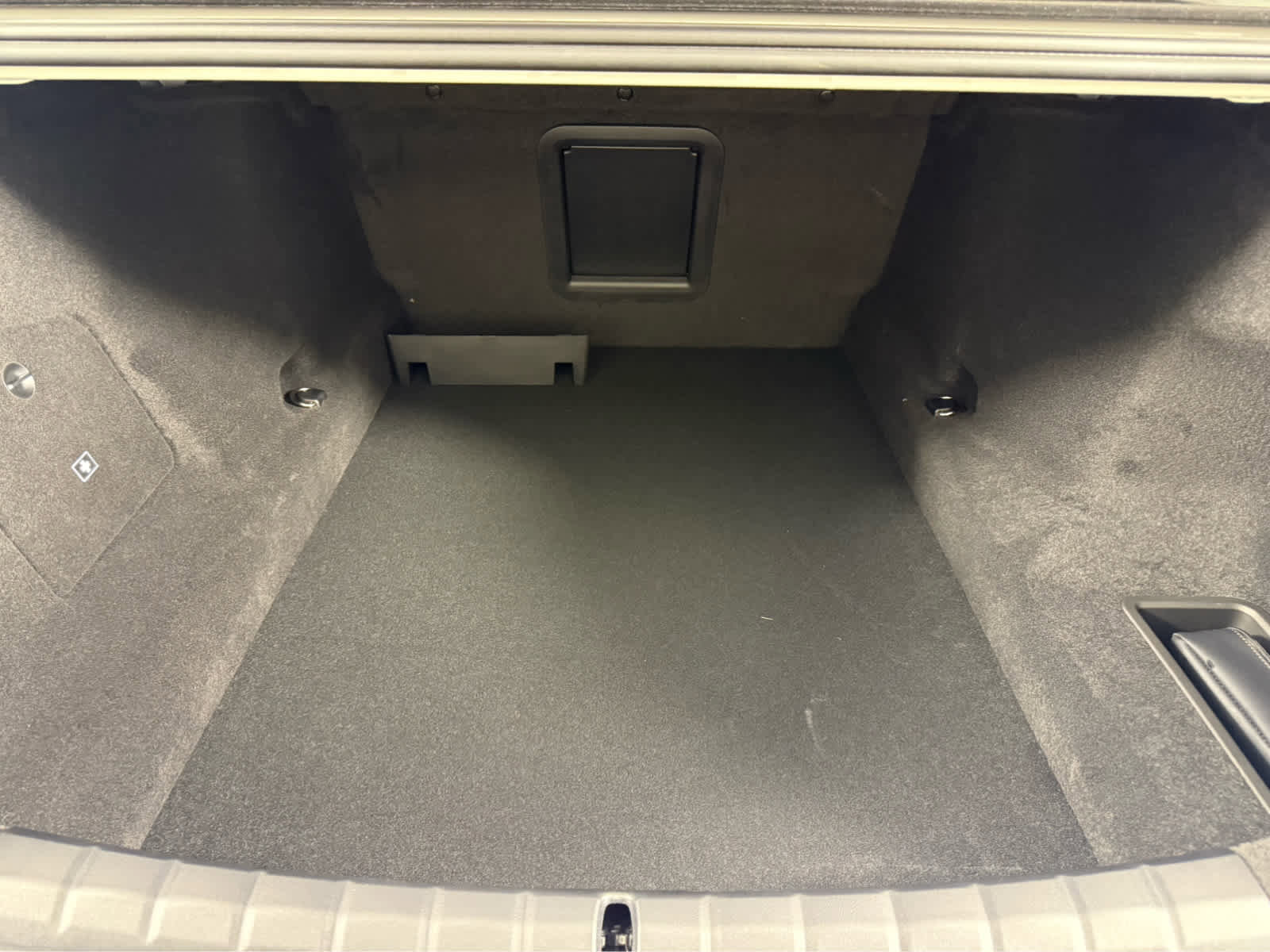 New 2026 BMW 750e xDrive w/ Executive Package image 19