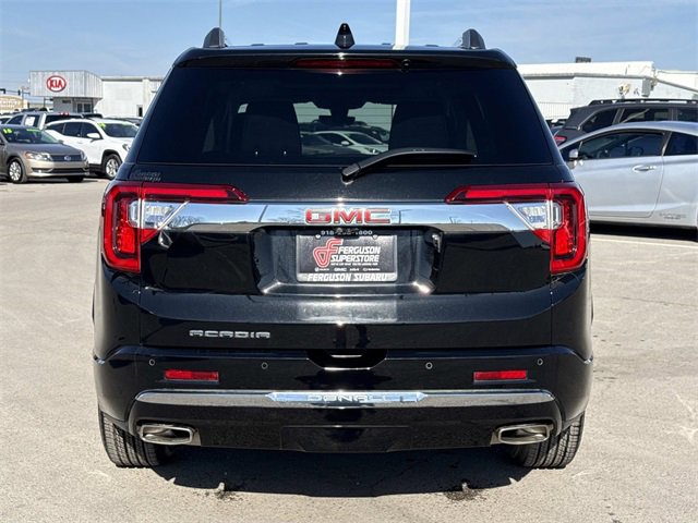 Certified 2023 GMC Acadia Denali w/ Black Diamond Edition image 4