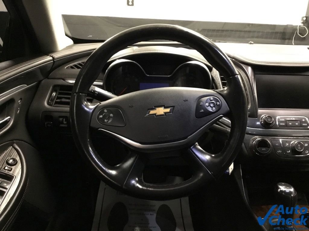 Used 2016 Chevrolet Impala LT w/ Convenience Package image 44