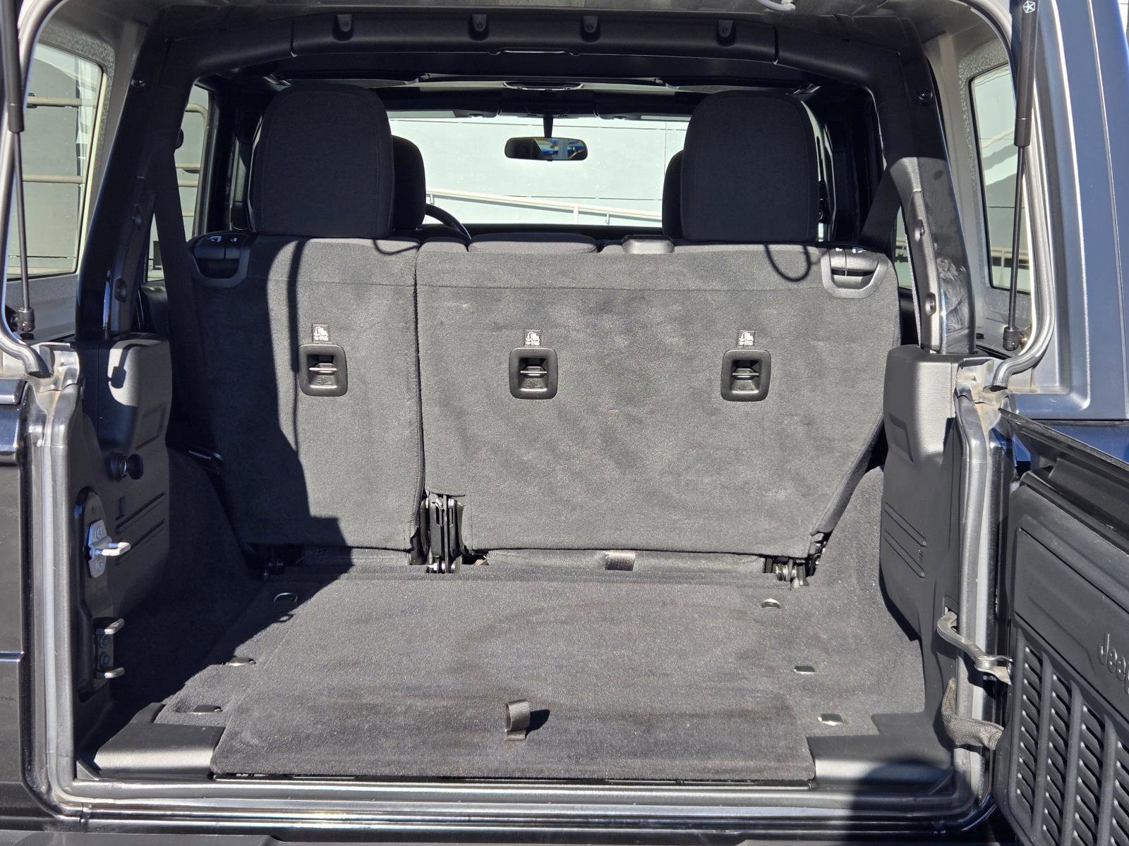 Certified 2021 Jeep Wrangler Unlimited Sport image 28