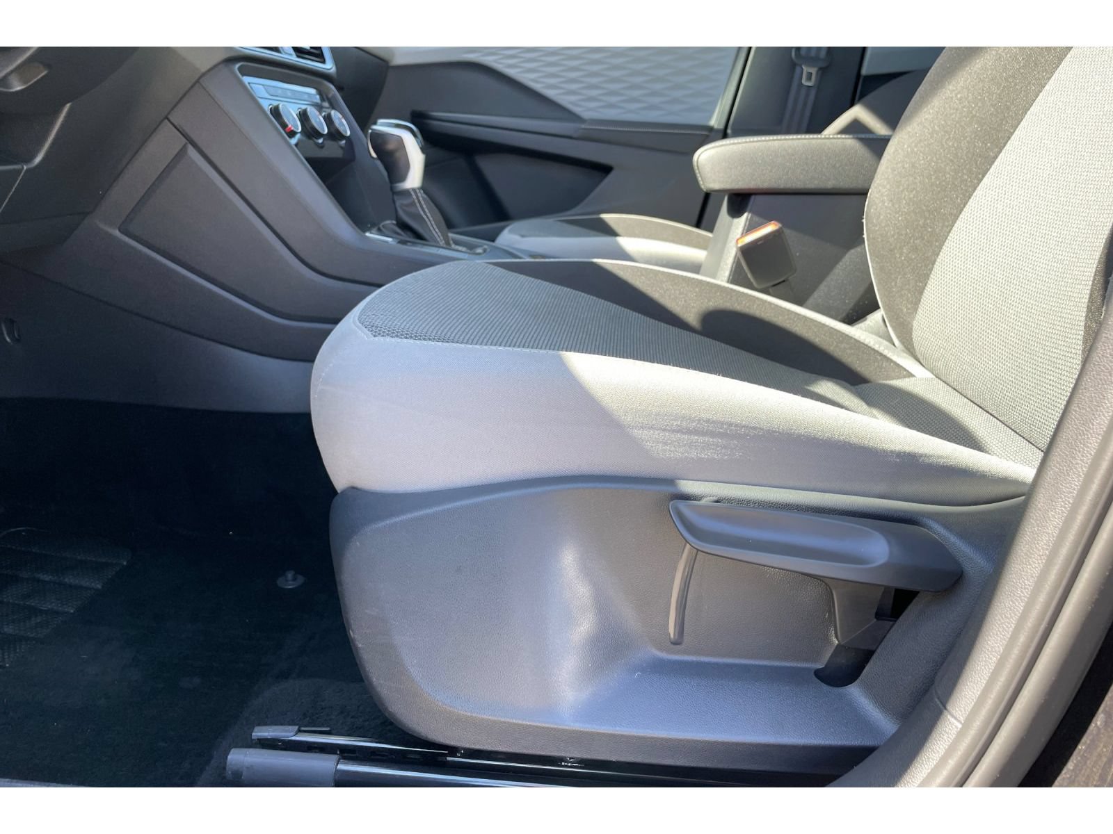 Used 2024 Volkswagen Taos S FWD image 12