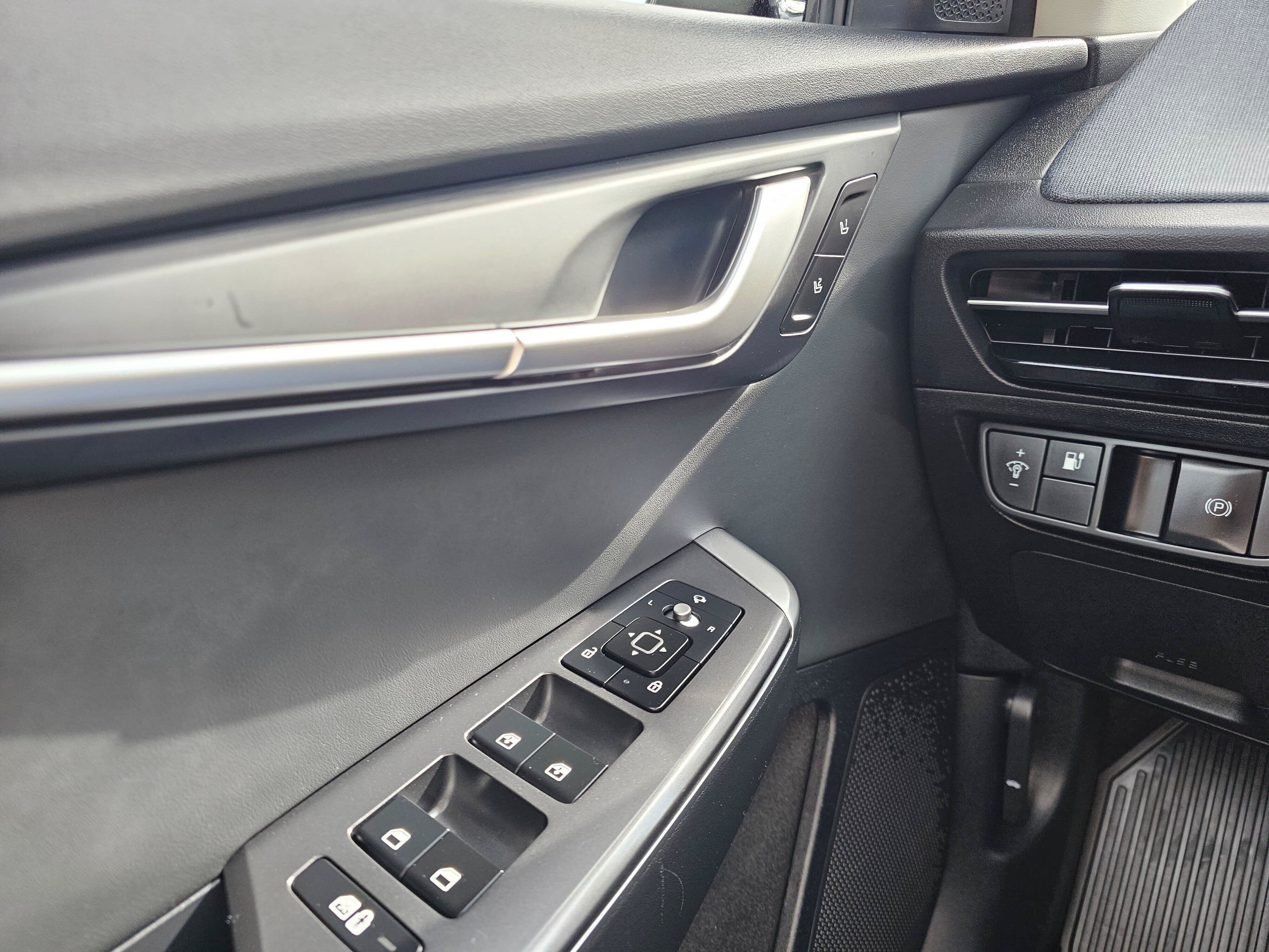 Used 2024 Kia EV6 Light AWD/4WD image 29