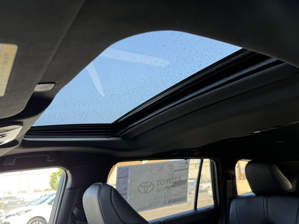 New 2026 Toyota Highlander XSE image 20