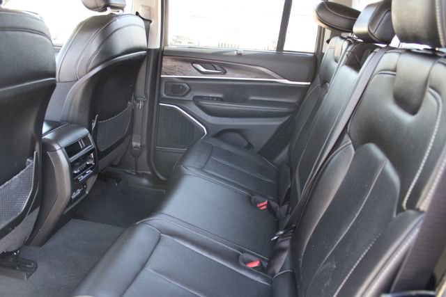 Used 2022 Jeep Grand Cherokee Limited 4xe w/ Luxury Tech Group II image 45