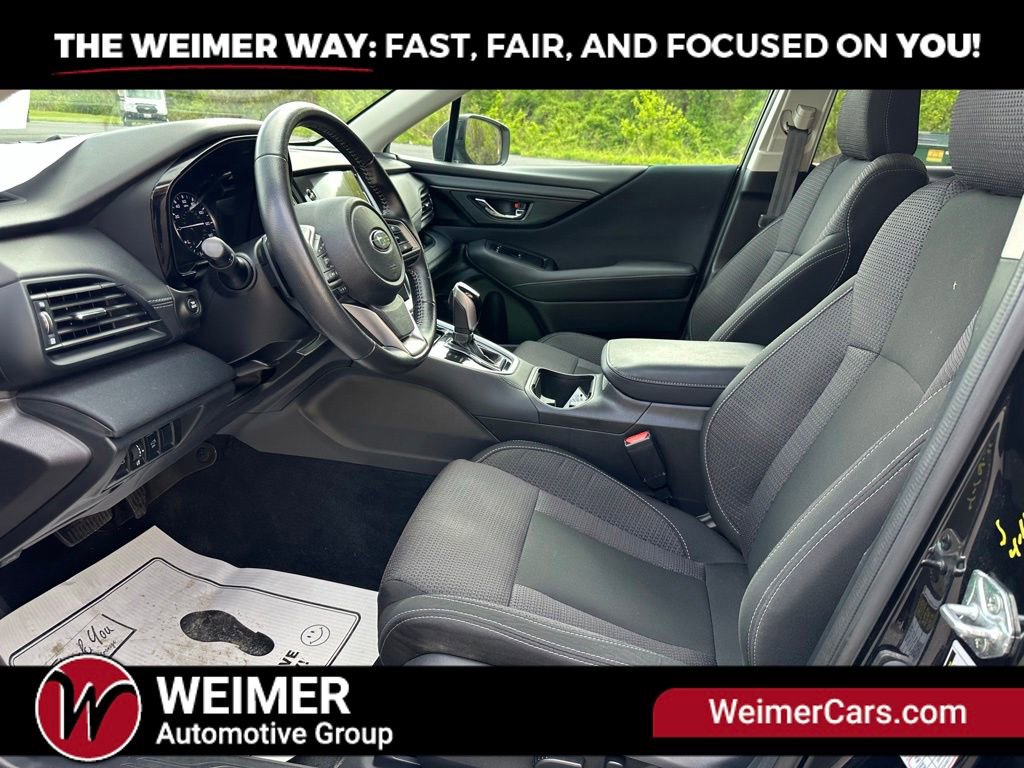 Used 2023 Subaru Outback Premium AWD/4WD image 9