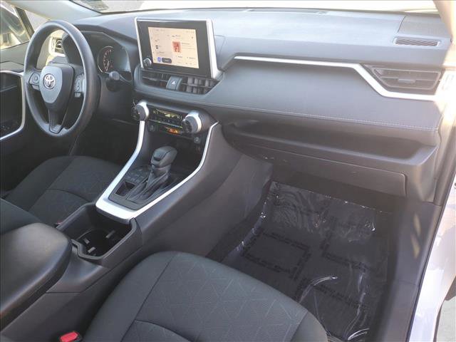 Used 2024 Toyota RAV4 XLE image 20