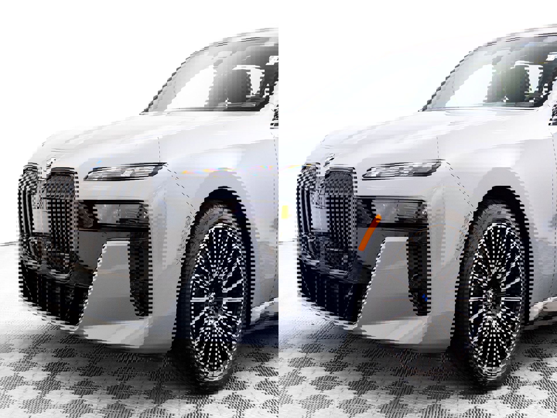 New 2026 BMW i7 xDrive60 w/ Executive Package image 38