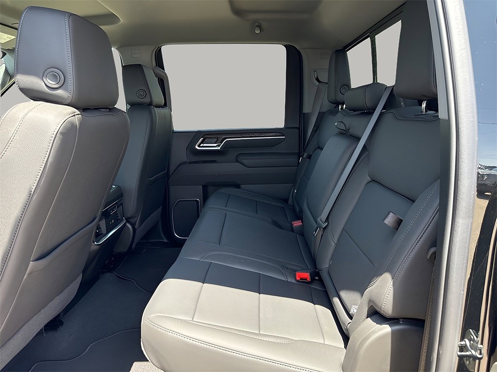 New 2025 GMC Sierra 2500 SLT w/ Texas SLT Premium Package image 9