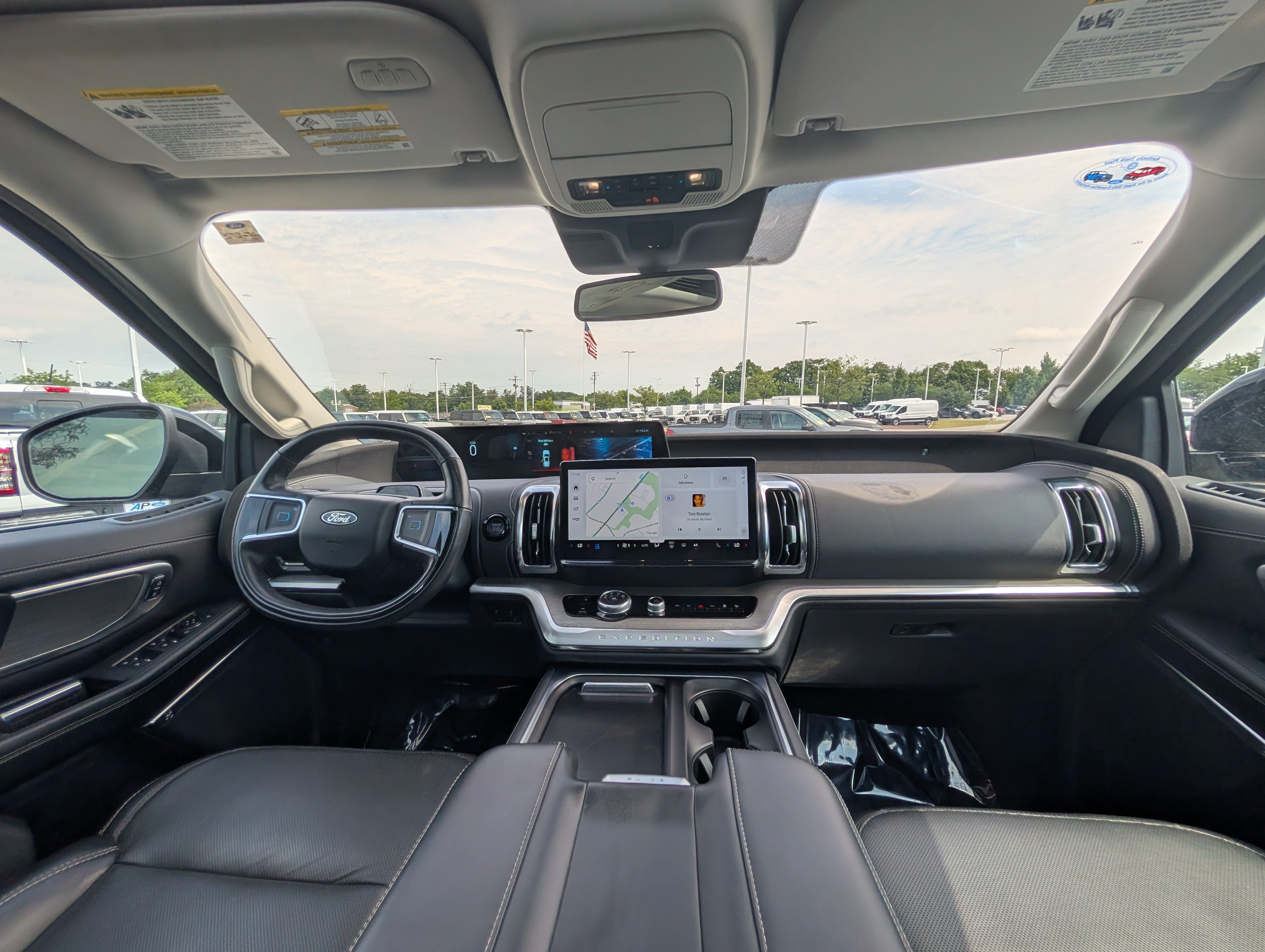 Certified 2025 Ford Expedition Platinum AWD/4WD image 22