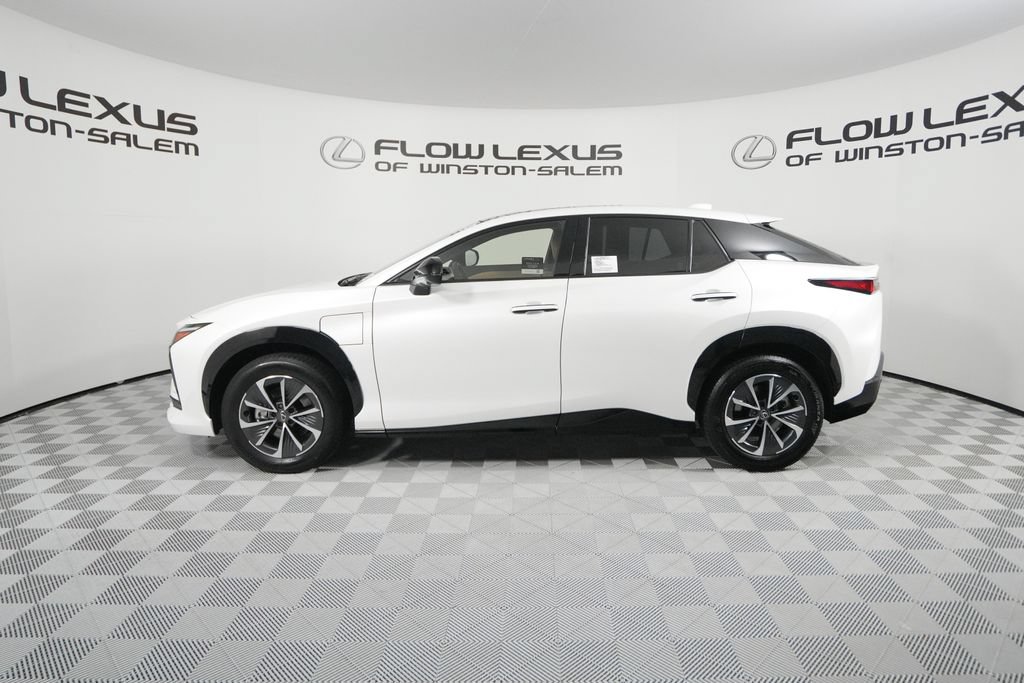 Certified 2025 Lexus RZ 300e w/ Accessory Package (2T) FWD image 4