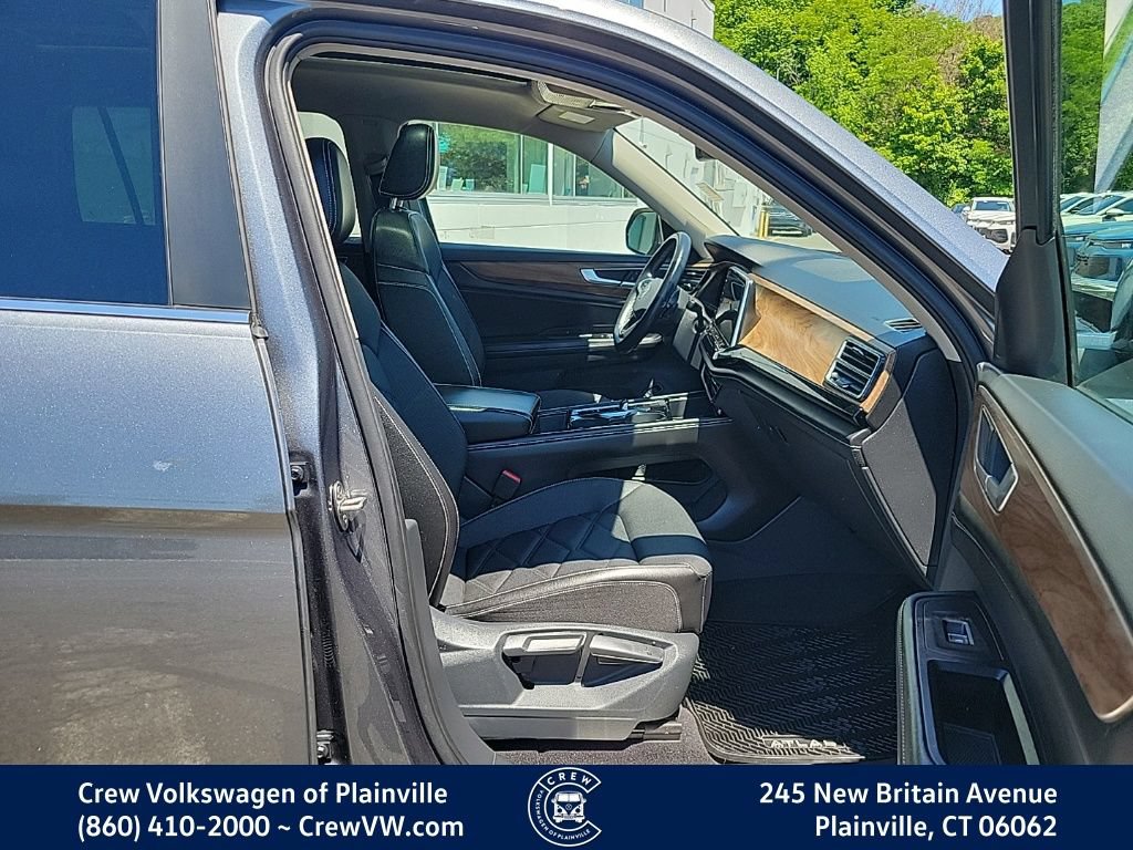 Certified 2024 Volkswagen Atlas SE AWD/4WD image 16
