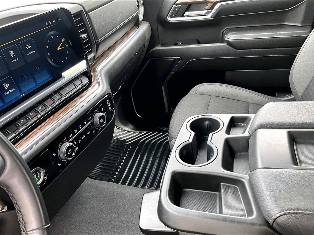 Used 2024 Chevrolet Silverado 1500 LT AWD/4WD image 20