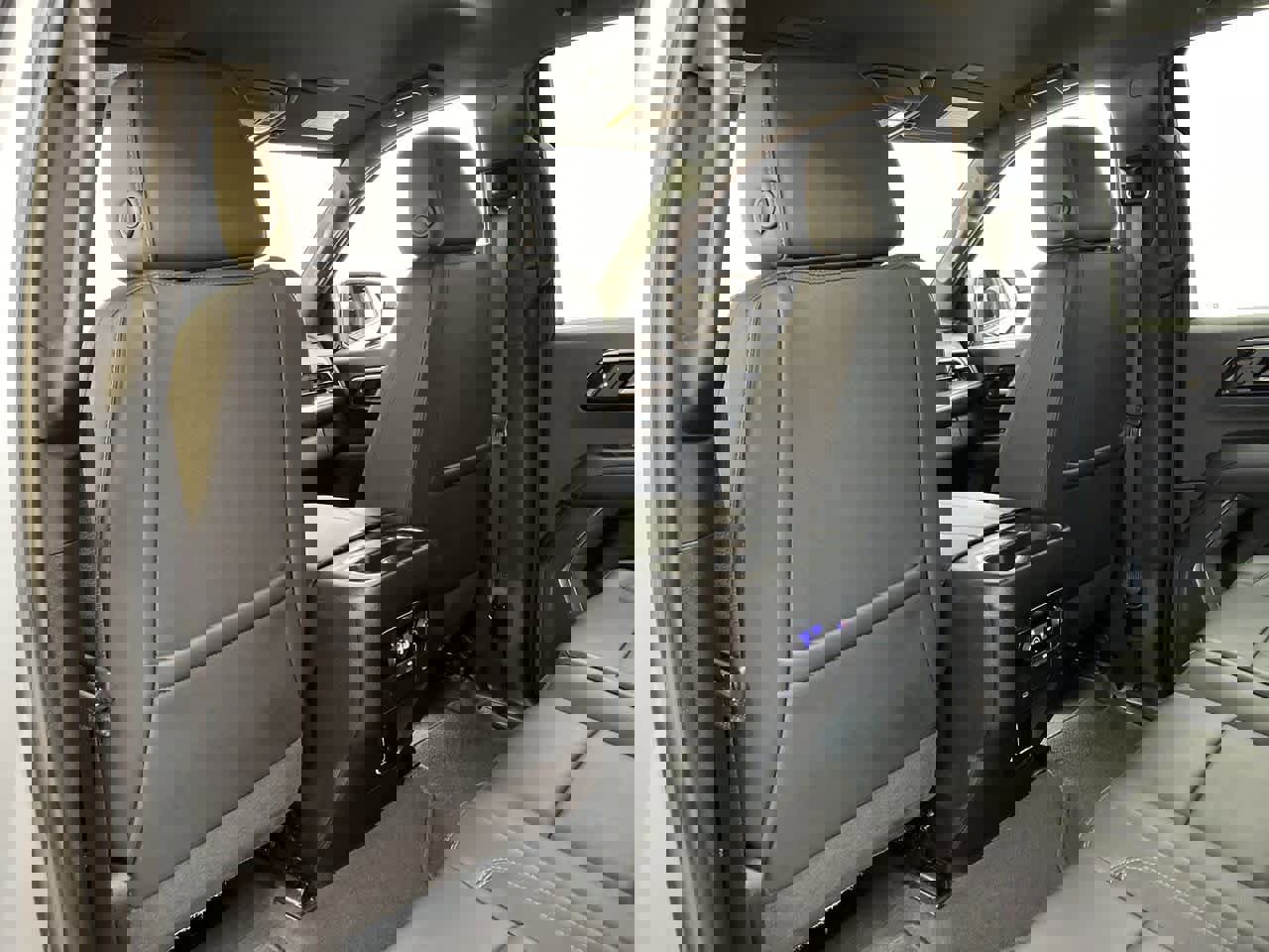 Used 2025 Chevrolet Tahoe Z71 image 17