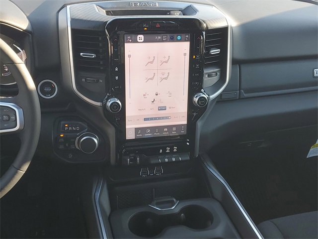 New 2026 RAM 1500 Big Horn AWD/4WD image 14
