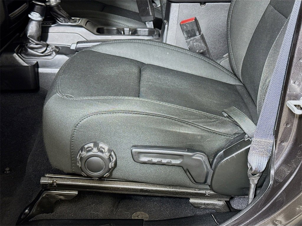 Used 2020 Jeep Gladiator Sport w/ Quick Order Package 24S image 16